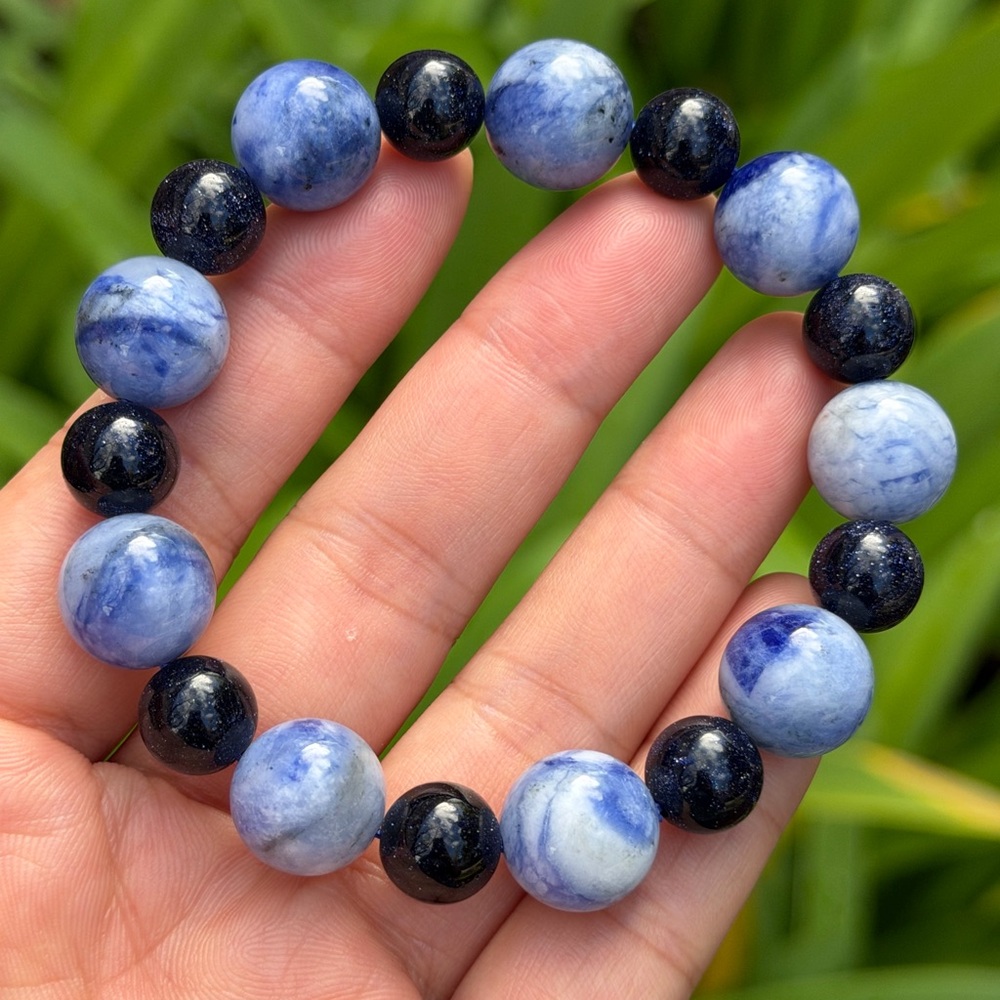 13mm‎ stretchable blue sodalite sandstone bracelet 0955